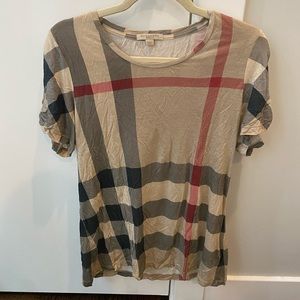 Burberry short sleeved t-shirt with button on sleeve